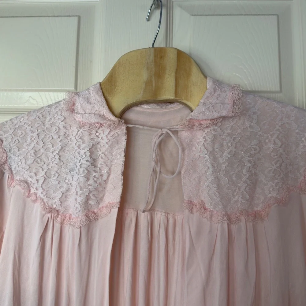 Movie Star Vintage Peignoir Robe Size M Pink 60s 70s Coquette Feminine Romantic